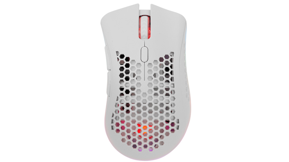 Myš White Shark WGM-5012 Lionel White v použití ukazující ergonomický tvar pro praváky a matný povrch zajišťující pohodlné držení
